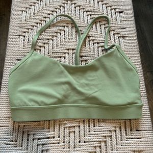 Lululemon nulu bra